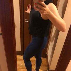 Lululemon hint of sheer cropped tank in a size 6